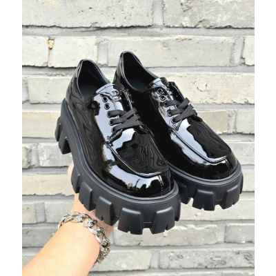 프** 모놀리스 페이턴트 레이스업