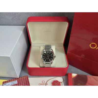 오**씨마스터 아쿠아테라 150M 41mm 블랙다이얼