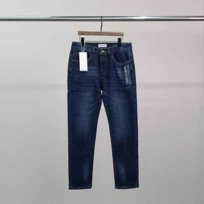 멀티레터링 융기모 청바지