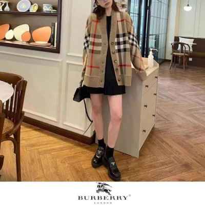 버** 체크 울 가디건