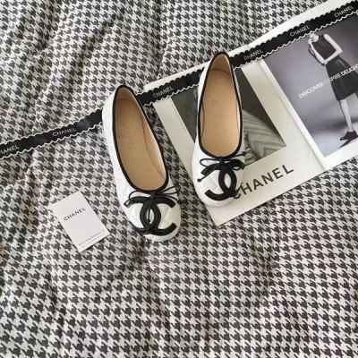 샤* cc 발레리나 플랫 슈즈 화이트 앤 블랙