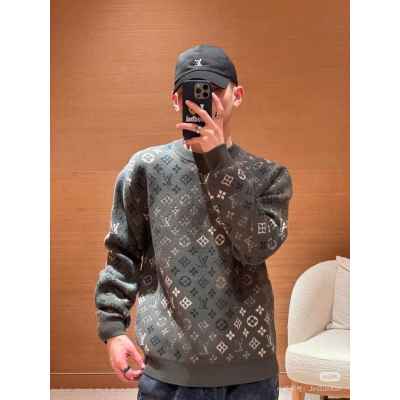 루* 모노그램 풀오버 니트 스웨터