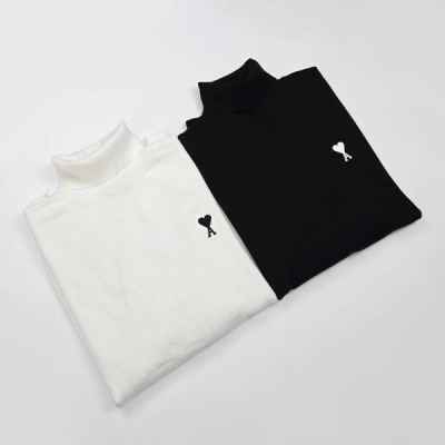 아* 화이트 블랙 스몰하트 터틀넥 니트