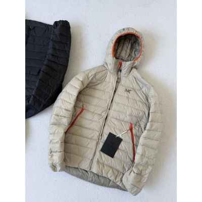 아**** CERIUM (세륨) 경량 후디 패딩  수입