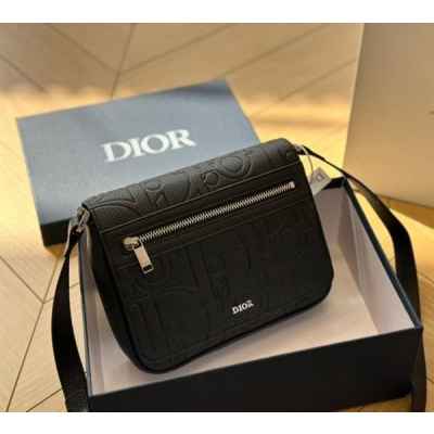 루* 플랩 메신저백 블랙 Gravity 가죽  블랙 그레인 송아지 가죽 풀박스