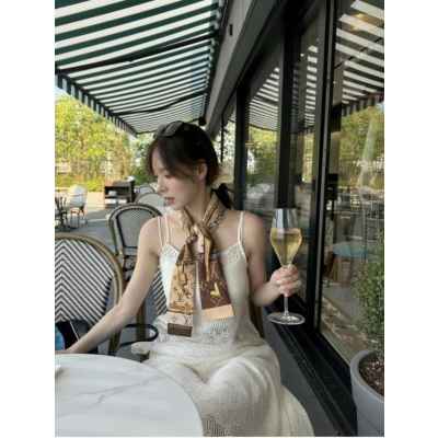 루* 실크 모노그램 컨피덴셜 방도