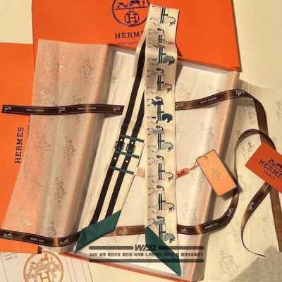 에*** 조랑말 패턴 그린 방도 스카프