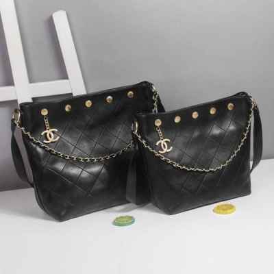 샤* 스터드 체인 버킷백 금장