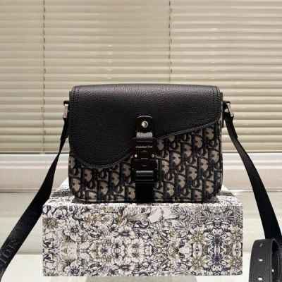 디* 오블리크 새들 메신져백