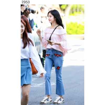 에*** 수입프리미엄급 트레일 스니커즈