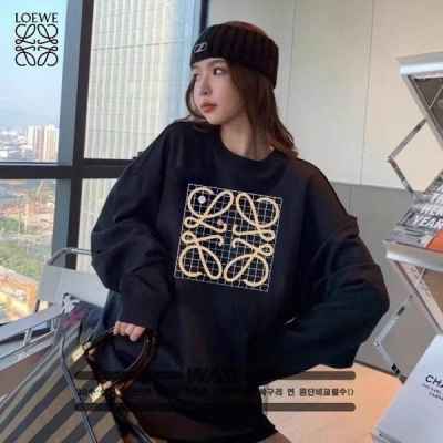 로** 바둑판 디자인 맨투맨 티셔츠